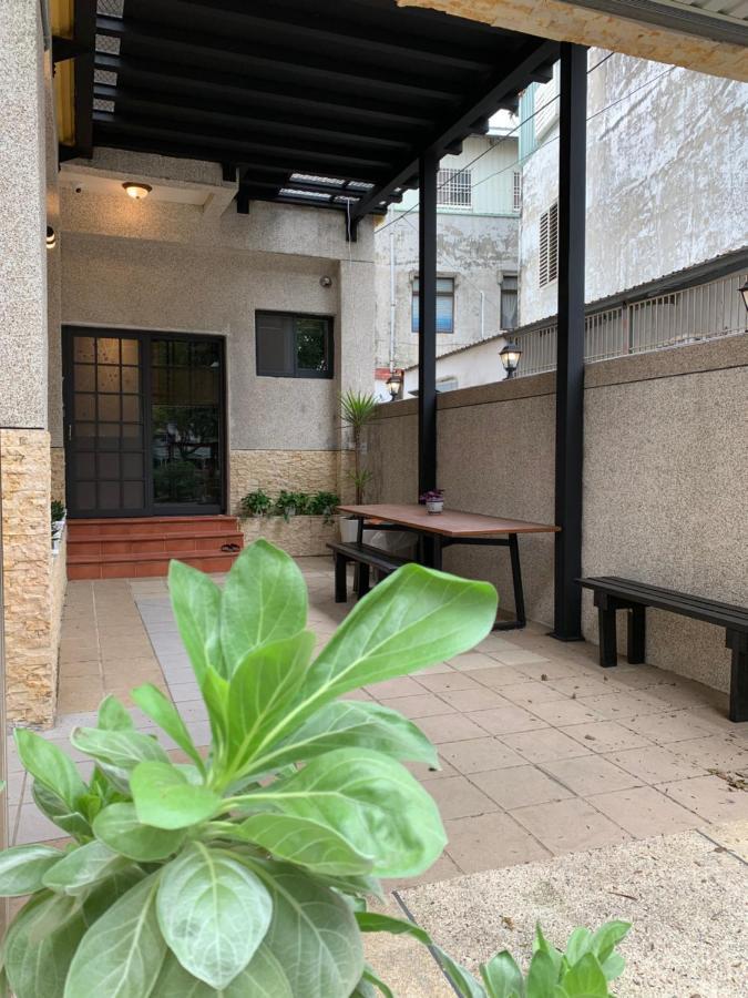 910 Hostel 城南館-自助入住 Yuli Exteriör bild